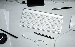 江南app体育下载官网-格拉纳达中锋脚法高超，连续破门，引爆全场热情！